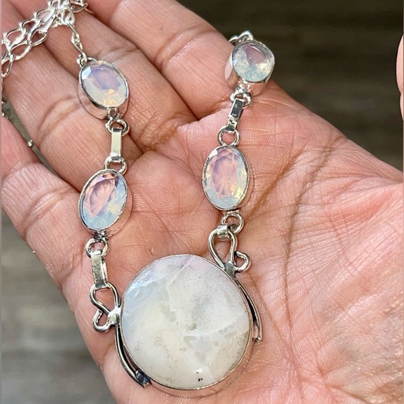 Solar Quartz Pendant Necklace - Picture 5 of 10